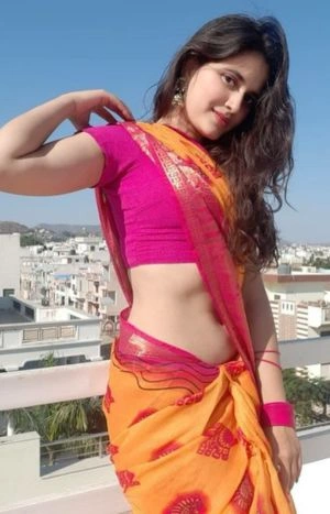 escorts in Pari Chowk